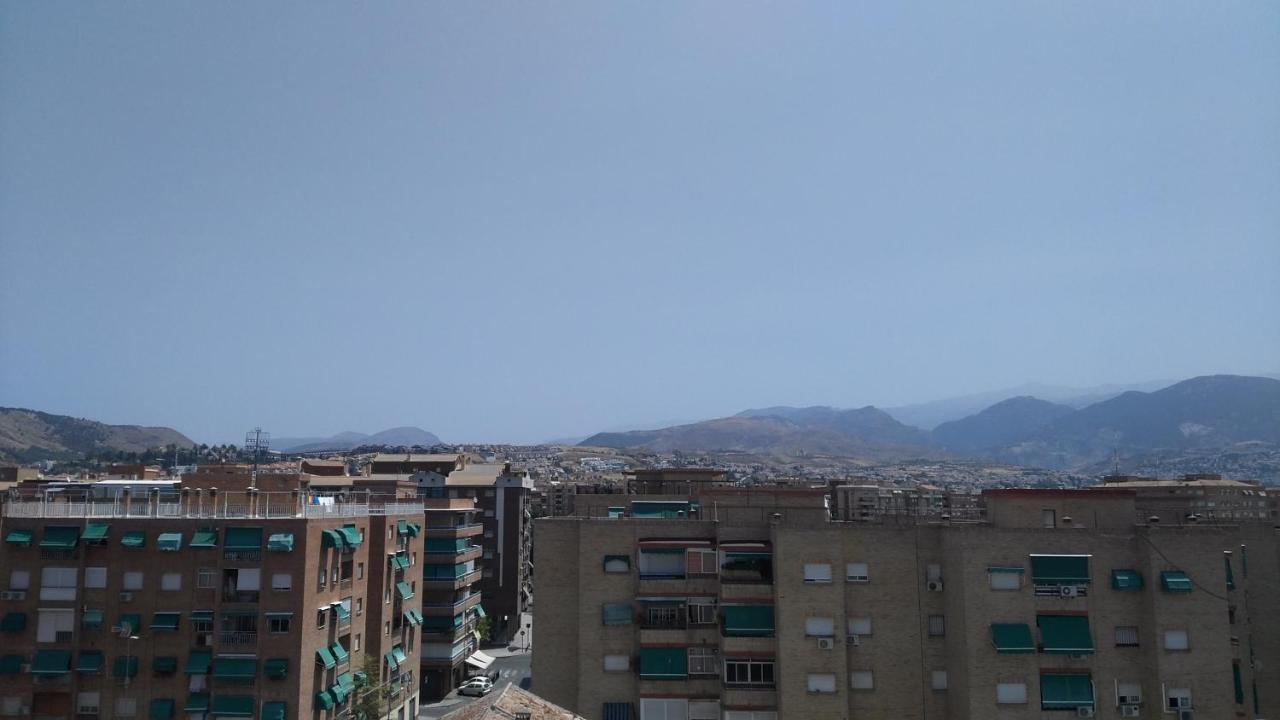 Ferienwohnung Disfruta Granada,Incluso Con Tu Mascota Parking Exterior foto